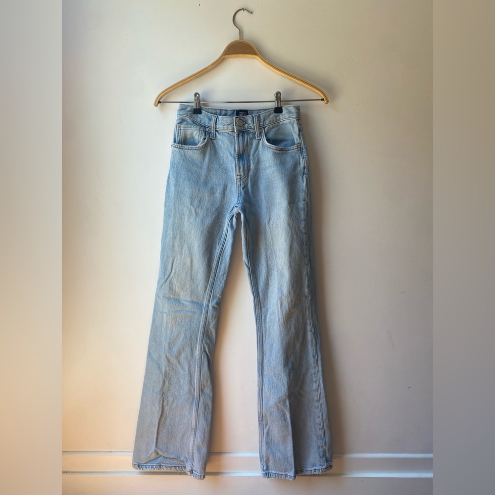 BDG Urban Outfitters ‘90s Mid-Rise Bootcut Jean